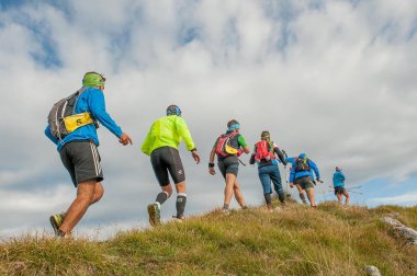 Bergamo İtalya: Eylül 2017 dağ yarışı 38 km