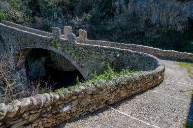 doğanın ortasında gevşek çalıştırmak