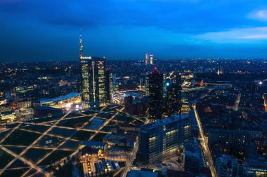 Sunset Milano silüeti