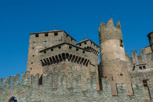 Castelo de Valle d 'Aosta Fénis — Fotografia de Stock