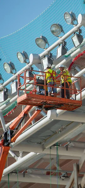 Plataforma para trabajar en altura — Foto de Stock