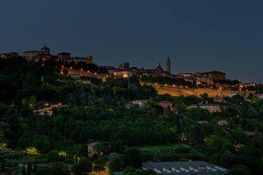 Bergamo şehrinin eski bir parçası