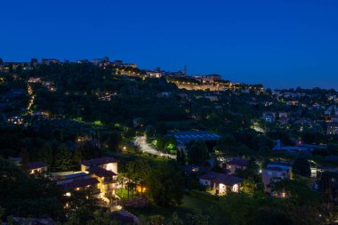 Bergamo şehrinin eski bir parçası
