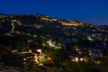 Bergamo şehrinin eski bir parçası