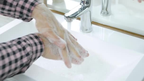 Профилактика Коронавируса Смывание Грязных Бактерий Рук Поддержание Гигиены Чистоты Рук — стоковое видео