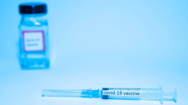 コロナウイルスのための医学薬 Covid 19に対するワクチン クローズアップ — ストック写真