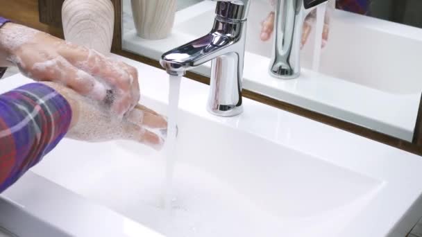 Hijyen Kavramı Musluğun Altında Sabunla Yıkama Ellerdeki Kiri Temizleme Vücut — Stok video