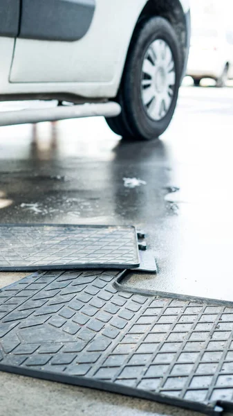 Washing Car Mats Preparation Cleaning Rubber Car Mats — Stock Photo, Image