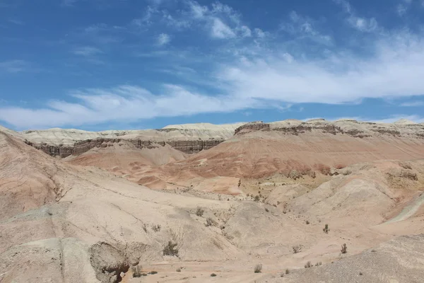 Montanhas Coloridas Aktau Reserva Deserto Altyn Emel Cazaquistão — Fotografia de Stock