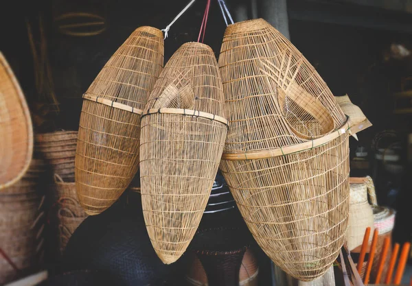 Cestería Bambú Hecha Mano Para Herramienta Pesca Con Iluminación Interior — Foto de Stock
