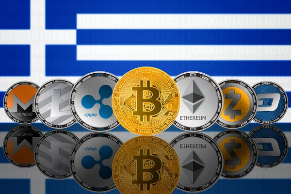 ギリシャの国旗を背景に人気の暗号通貨コイン Bitcoin Btc Litecoin Ltc Ethereum Eth Monero Xmr Zcash — ストック写真