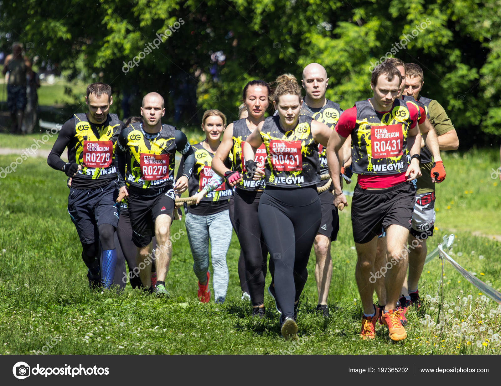 2018 Moscow Russia Festival Fitness Reebok Park Runners Close – Stock Editorial Photo © #197365202
