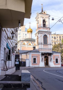 Eski bir Ortodoks Kilisesi, Moskova Merkezi. Rusya'nın dini mimari.