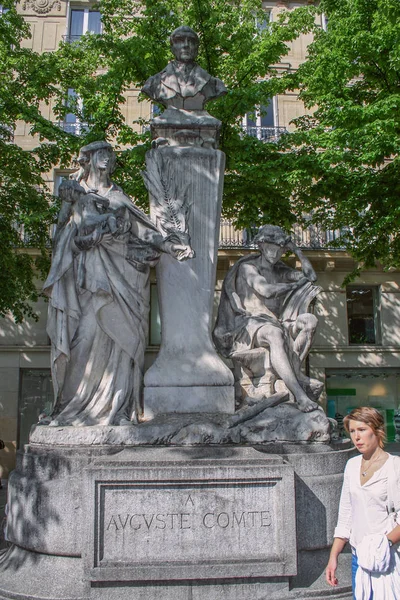 2008 Paris France Sculpture Personnage Historique Dans Parc Paris Voyager — Photo