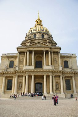 05.04.2008, Paris, Fransa. Saint-Louis des Invalides Katedrali faade.