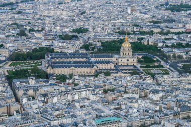 Eyfel Kulesi Paris panoramik hava manzara. Paris seyahat. Fransa'nın gezi.