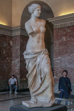 05.05.2008, Paris, Fransa. Afrodit, daha iyi ama yanlışlıkla Venüs de Milo bilinen Milos. Louvre ünlü görme. Paris seyahat.