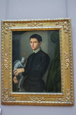 05.02.2008, Paris, Fransa. Louvre Müzesi'nde sanat boya. Paris manzaraları.