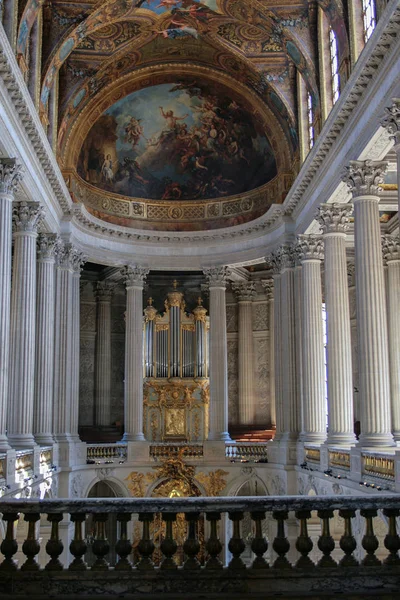 2008 Versalhes França Interior Palácio Com Órgão Instrumento Musical Antigo — Fotografia de Stock