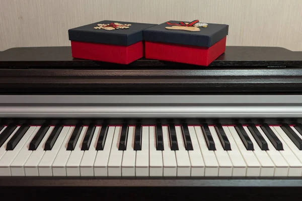 Two Red Gift Boxes Piano Concept Congratulations Music — Stock Photo, Image