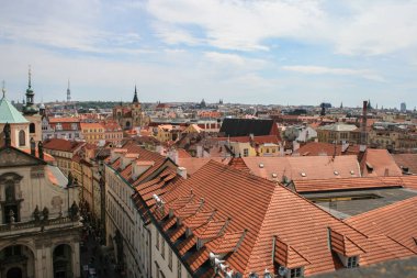 2009.05.08, Prag, Çek dili Bir Old town Prague Street hakkında yürüyüş. Çek Cumhuriyeti seyahat. Prag güzel mimari.