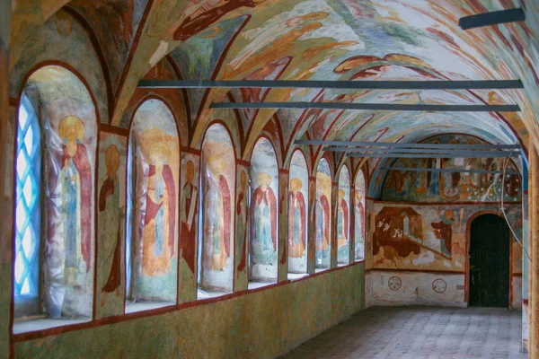 2009 Rostov Rússia Interior Uma Antiga Igreja Rostov Desenhos Parede — Fotografia de Stock