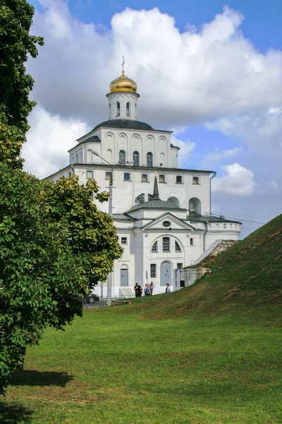 2009 罗斯托夫 俄罗斯 罗斯托夫美丽的老教堂 俄罗斯的宗教建筑 — 图库照片
