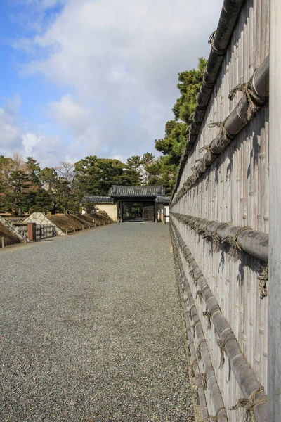 2013 Ninomaru 宫毗邻的 Ninomaru — 图库照片