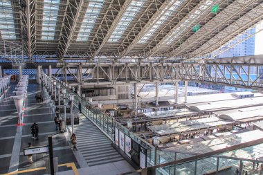 2013.01.05, Osaka, Japonya. Osaka İstasyonu iç. Japonya seyahat. Japonya'da meslek.