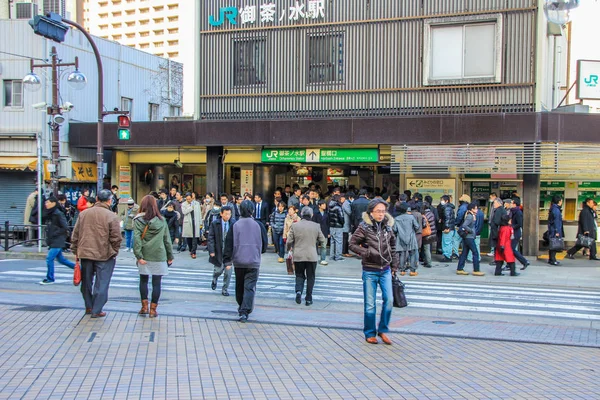 2013 Токио Япония Местные Жители Улице Токио Японская Повседневная Жизнь — стоковое фото
