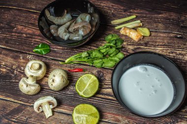Tay çorbası Tom yum yemek için malzemeler. Tayland Ulusal Gıda.