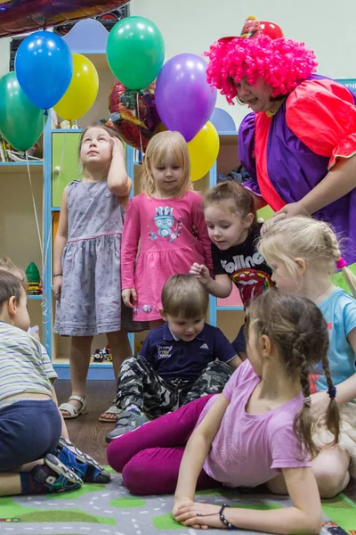 2019 Moszkva Oroszország Szórakozás Orosz Gyermekek Boldog Születésnapi Partiján Egy — Stock Fotó