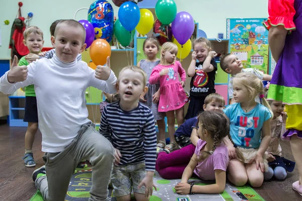 2019 Moskva Rusko Zábava Pro Ruské Děti Oslavě Šťastných Narozenin — Stock fotografie