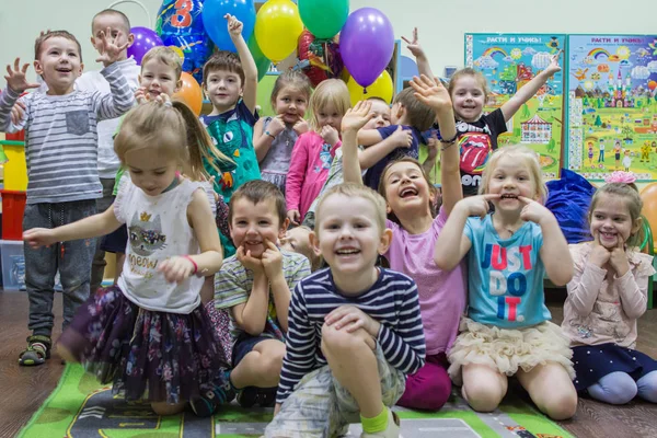 2019 Moskwa Rosja Rozrywka Rosyjskich Dzieci Happy Birthday Party Portret — Zdjęcie stockowe