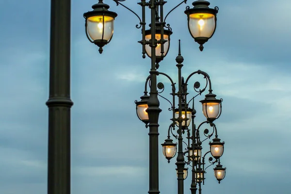 2010 Moscou Rússia Lâmpadas Ponte Andar Por Moscovo Esta Noite — Fotografia de Stock