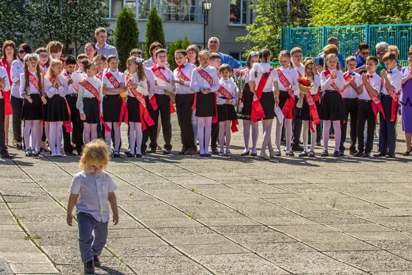 2019 Malojaroslavci Rusko Jedenáct Let Byli Žáci Učitel Obřadu Konce — Stock fotografie