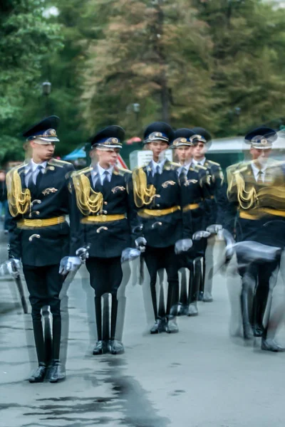 2010 Moscow Russia Young Cadets Marching Kremlin Blurred Effect — Stock Photo, Image