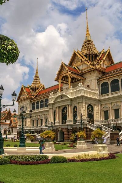 2011 Bangkok Tailandia Turistas Caminando Por Territorio Del Gran Palacio — Foto de Stock