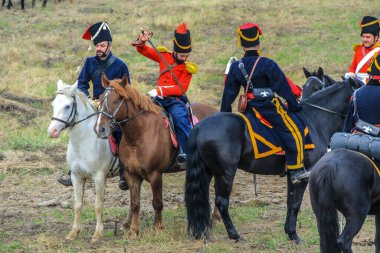 21.10.2012, Maloyaroslavets, Rusya. Fransız ve Rus orduları arasındaki 1812 savaşının yeniden inşası büyük bir hevesle yapılıyor.. 