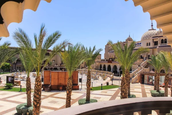 2012 Hurghada Égypte Territoire Intérieur Hôtel Avec Fontaine Palmiers Piscine — Photo