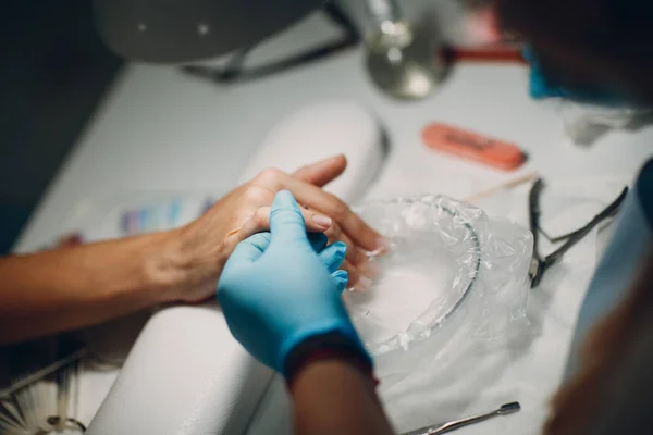 Woman Nail Salon Applying Beauty Manicure Luxury Woman Hands — Stock Photo, Image