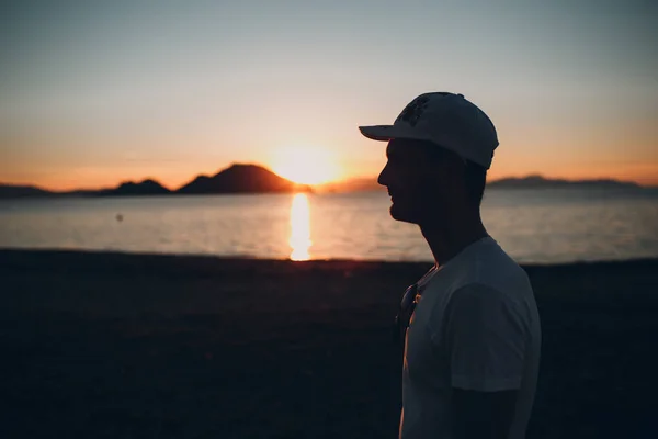 Silueta Cerca Retrato Hombre Atardecer —  Fotos de Stock