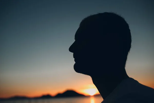 Silueta Cerca Retrato Hombre Atardecer —  Fotos de Stock