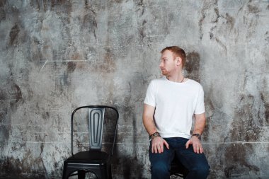 Denim genç erkek portre