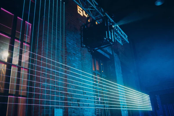 Laserstrahlen Kreuzen Sich Einem Nachtclub — Stockfoto