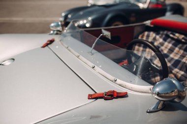 Cannes France Retro araba rallisi. Porsche 550 Spyder