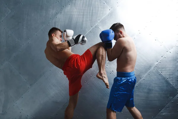 Two men boxers fighting muay thai boxing — Stock Photo, Image