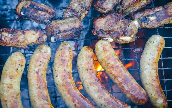 Gebakken Gegrilde Worstjes Open Lucht — Stockfoto