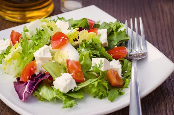 Ensalada Dietética Con Tomates Queso Feta Plato —  Fotos de Stock