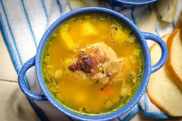 Sopa Caseira Fresca Quente Com Carne Tureen Azul — Fotografia de Stock